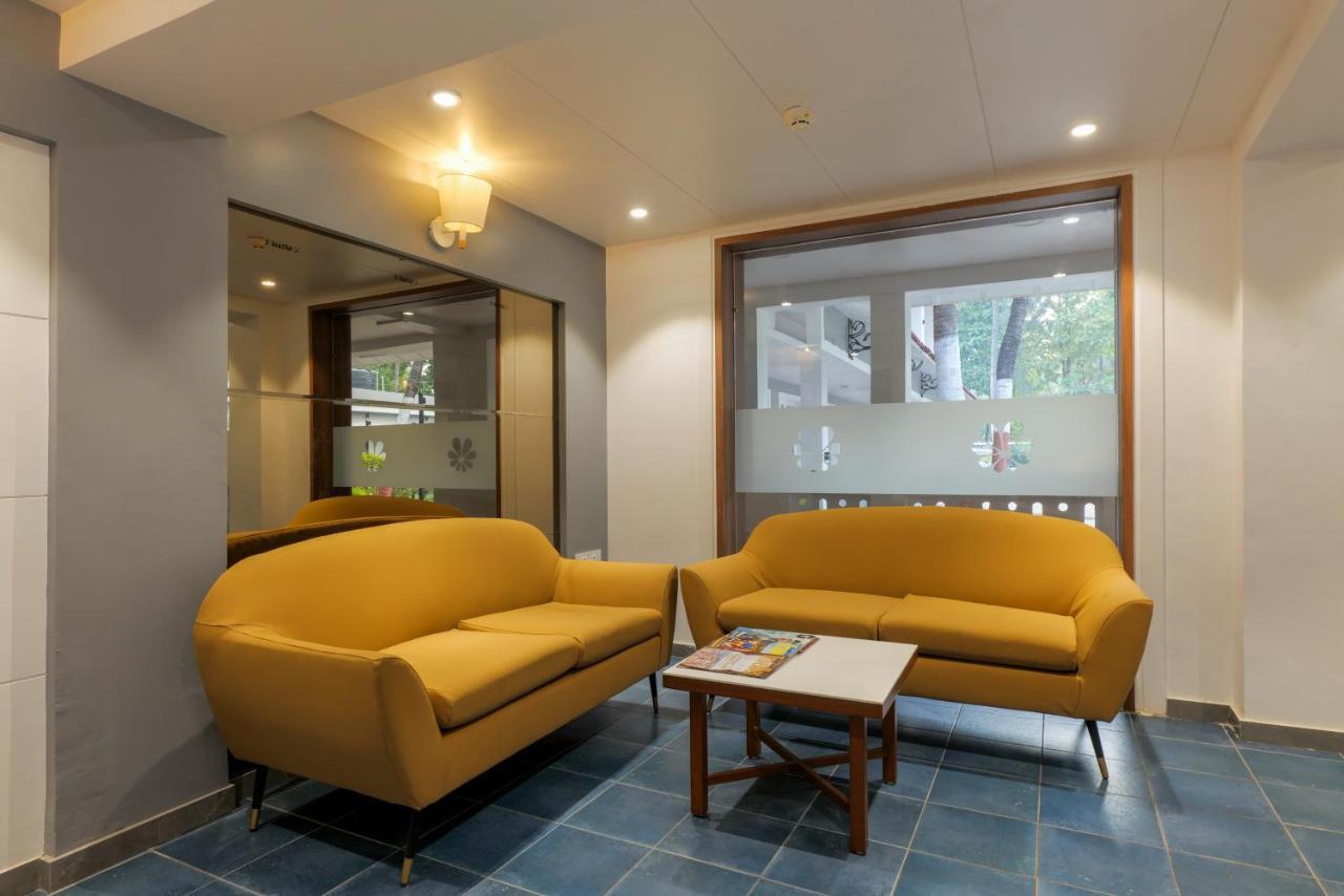 Gold Beach Villa Daman Exterior photo