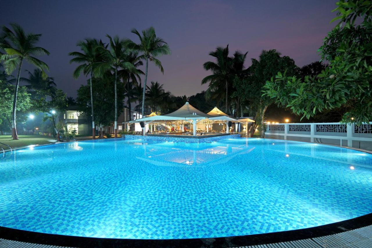 Gold Beach Villa Daman Exterior photo